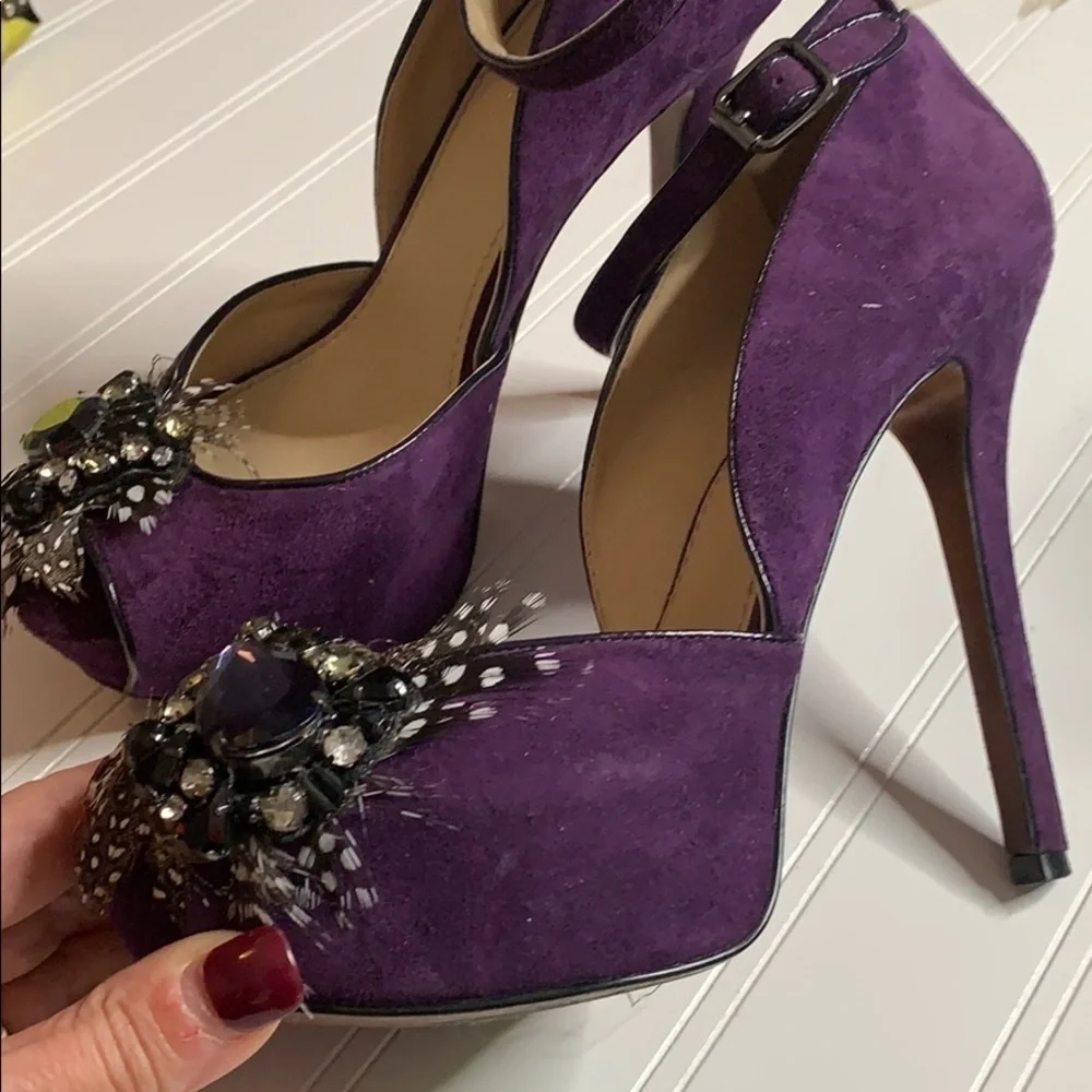 Enzo Angiolini Purple Suede Embellished Stilettos. MCH0811B